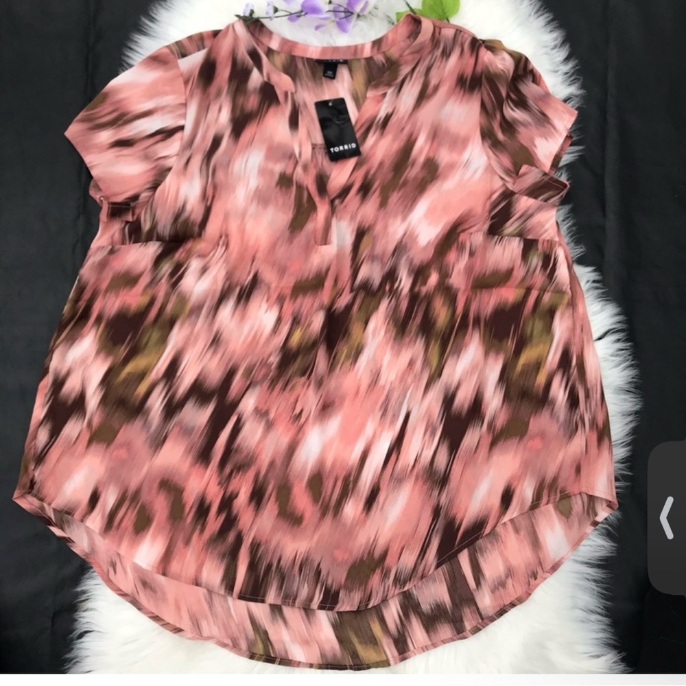 Torrid blouse multi print woman’s size 00 NWT